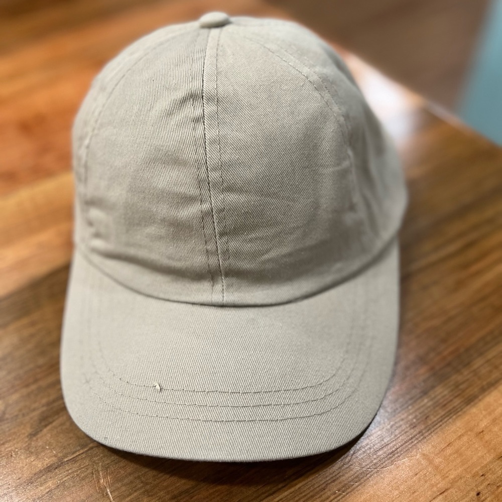 Tan ball cap in GUC